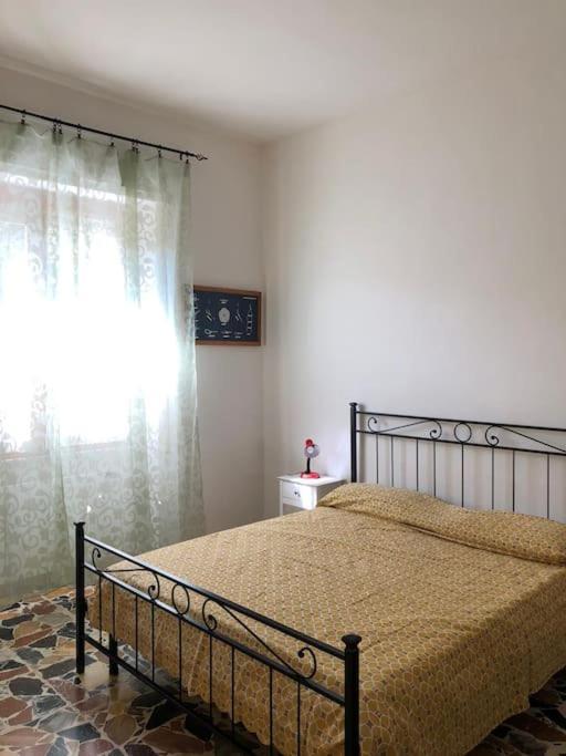 Casa Indipendente Zona Centrale La Maddalena  Exteriér fotografie